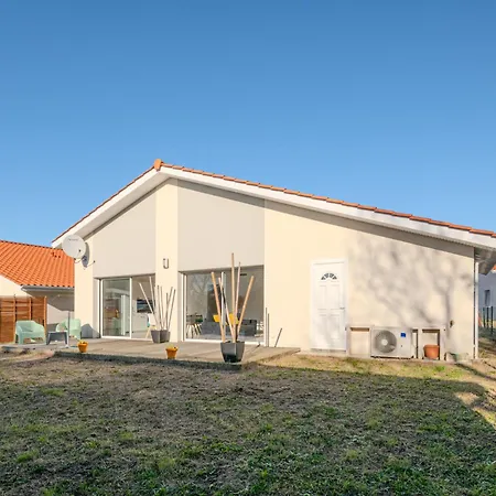 Domaine De Peyroutic By Interhome *