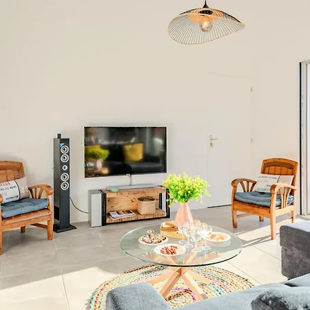 Domaine De Peyroutic By Interhome * Aureilhan (Landes)
