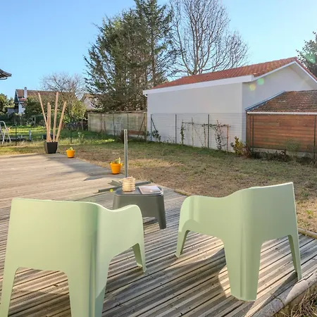 Holiday home Domaine De Peyroutic By Interhome Aureilhan (Landes)
